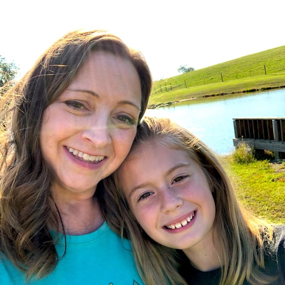 Meet your Posher, Renee - Picture 3 of 3